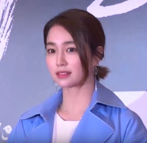 Mourning in Korea: Actress’s Classy Tribute vs. Politician’s Funeral Faux Pas